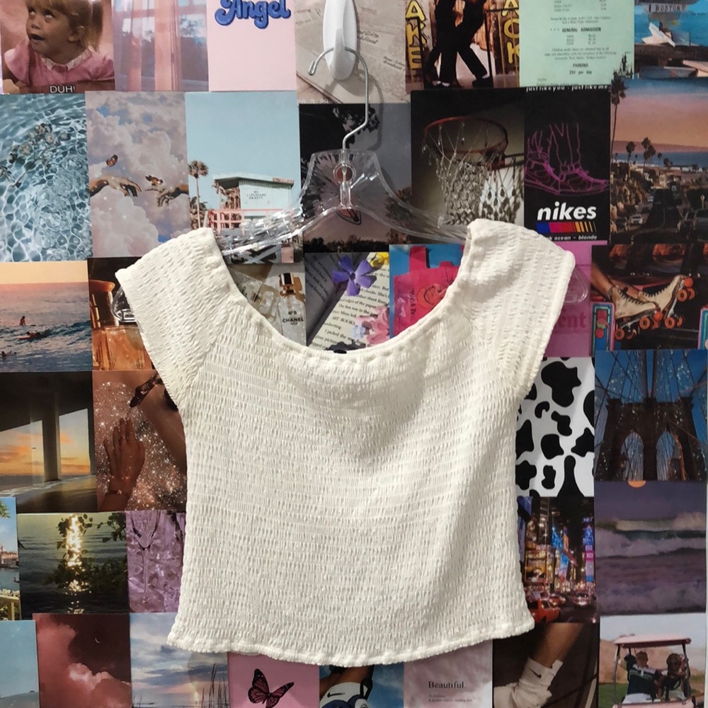 Brandy Melville white off the shoulder crop top 💖